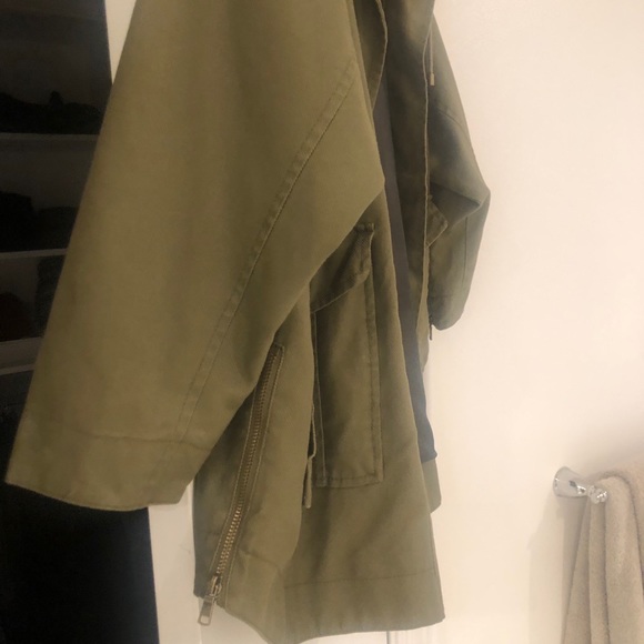 Utility Jacket - Picture 4 of 6